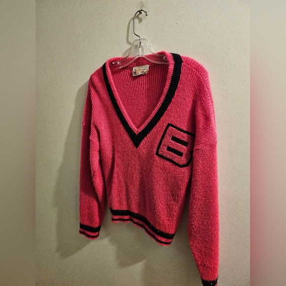 Vintage Junior Bazaar Burnt Pink Deep V-Neck Crewneck Sweater | Size Medium - Picture 7 of 13